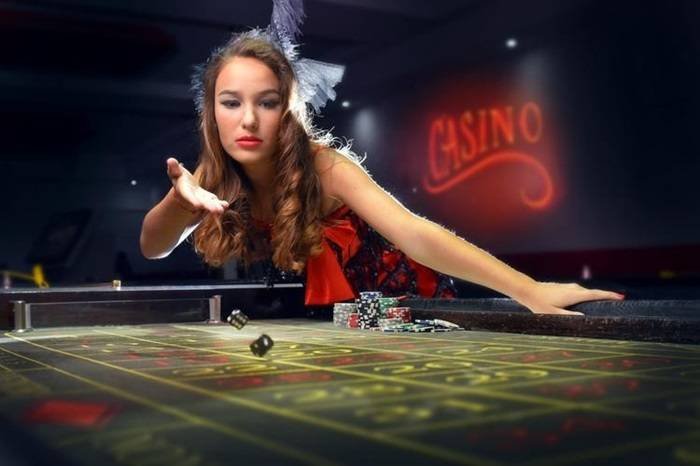 Filipino player joining a live baccarat table on 616jili mobile browser